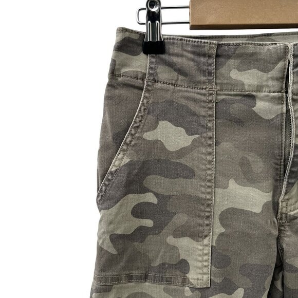 Kut from the Kloth Reese Ankle Straight Leg Pants Camo Print Zipper Hem Women 4 - Picture 7 of 15